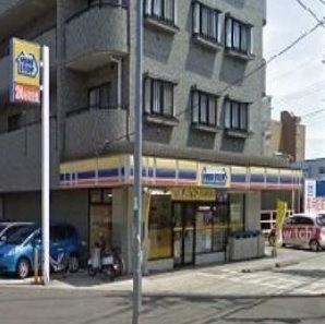 コンビニ　ミニストップ（コンビニ）まで350m