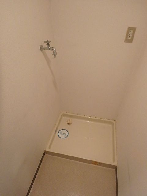 洗面設備　洗濯機置場