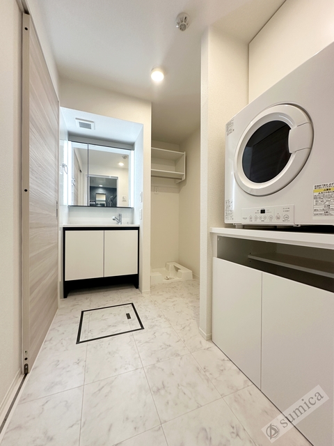 洗面設備　シャンプードレッサー付き・朝シャンもこちらで♪♪