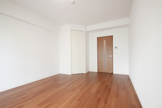 居室・リビング　※別部屋の写真です