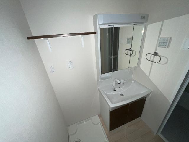 洗面設備　洗髪洗面化粧台