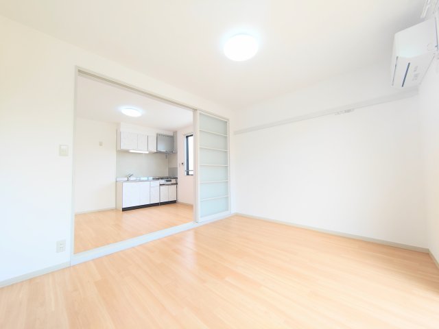 その他部屋・スペース　写真はイメージです。色仕様は現況優先になります。