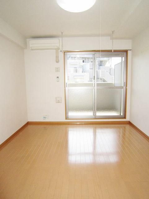 居室・リビング　居室