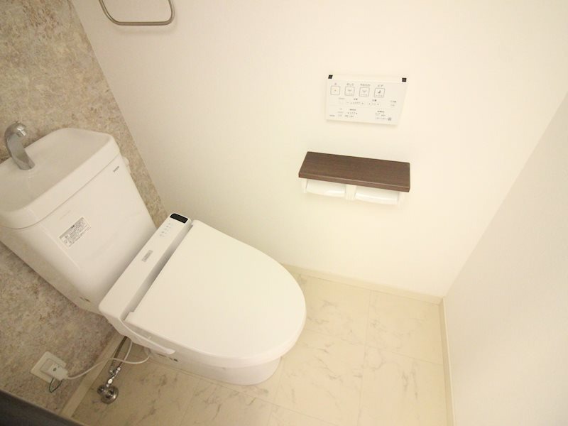 トイレ　別号室イメージ