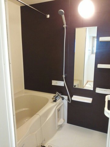 バス・シャワールーム　きれいなお風呂です