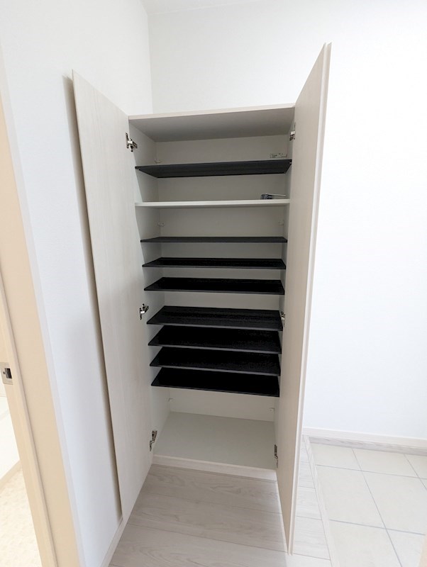 玄関　同タイプ別号室