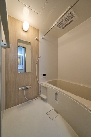 バス・シャワールーム　お風呂です