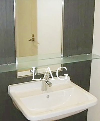 洗面設備　洗面台です。