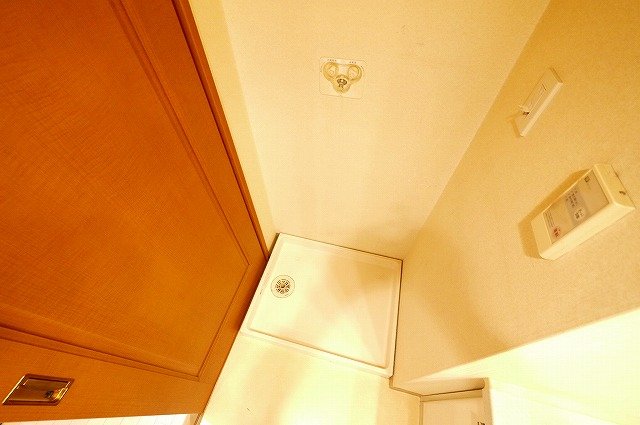 その他設備　室内洗濯機置き場です