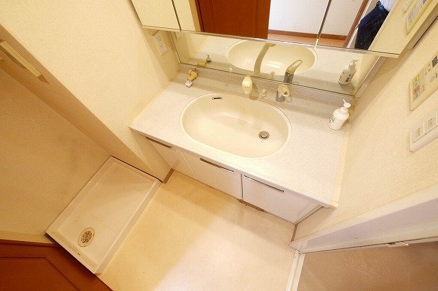 洗面設備　忙しい朝には欠かせない洗面所です