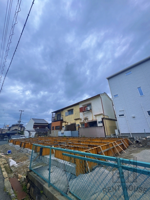 建物外観　外観（建設中）