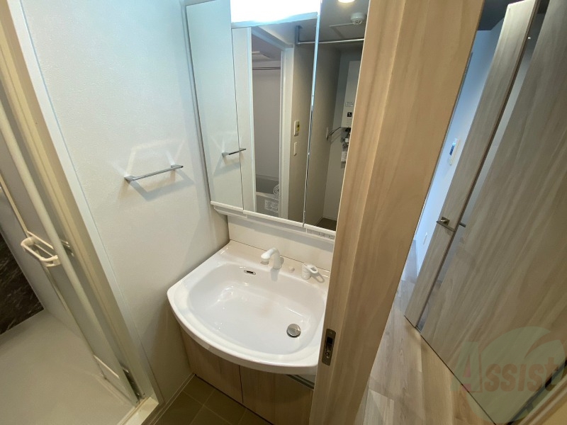 洗面設備　シャンプードレッサーで身支度もラクラクです！