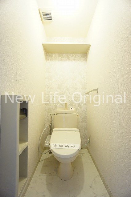 トイレ　毎日使うものだから、人に優しく清潔な温水洗浄機能付きトイレ☆