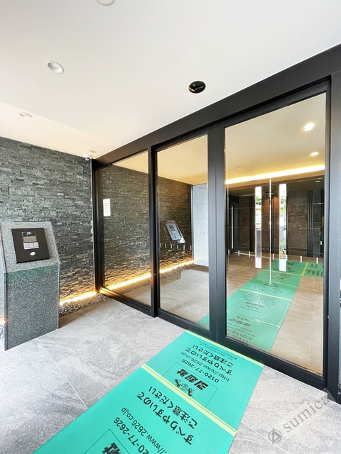 エントランス　オートロック完備・部会社はシャットアウト♪