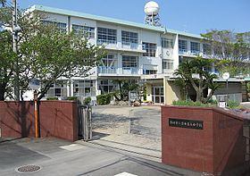 中学校　静岡市立清水第五中学校（中学校）まで865m