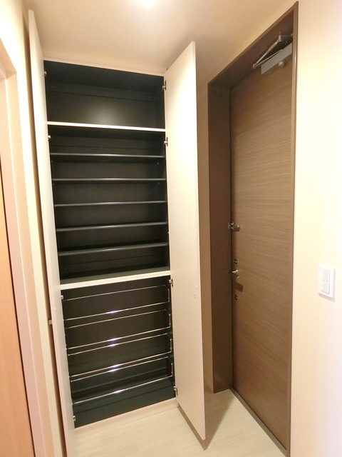 玄関　★大型シューズボックス★