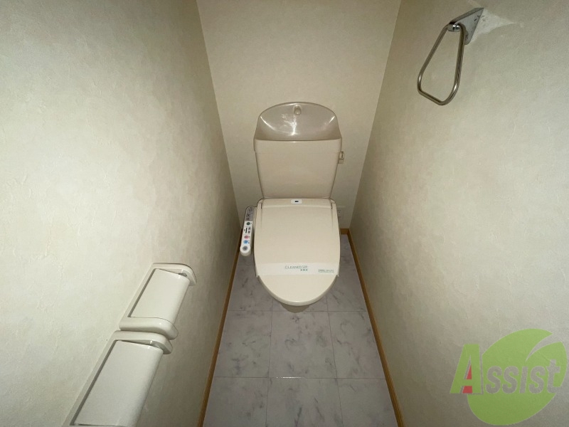 トイレ　トイレはシンプルかつオーソドックスで使いやすいです。