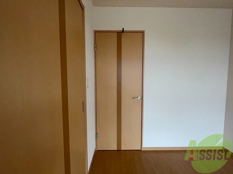 収納　こちらは収納です。中はウォークインクローゼットなので広いです