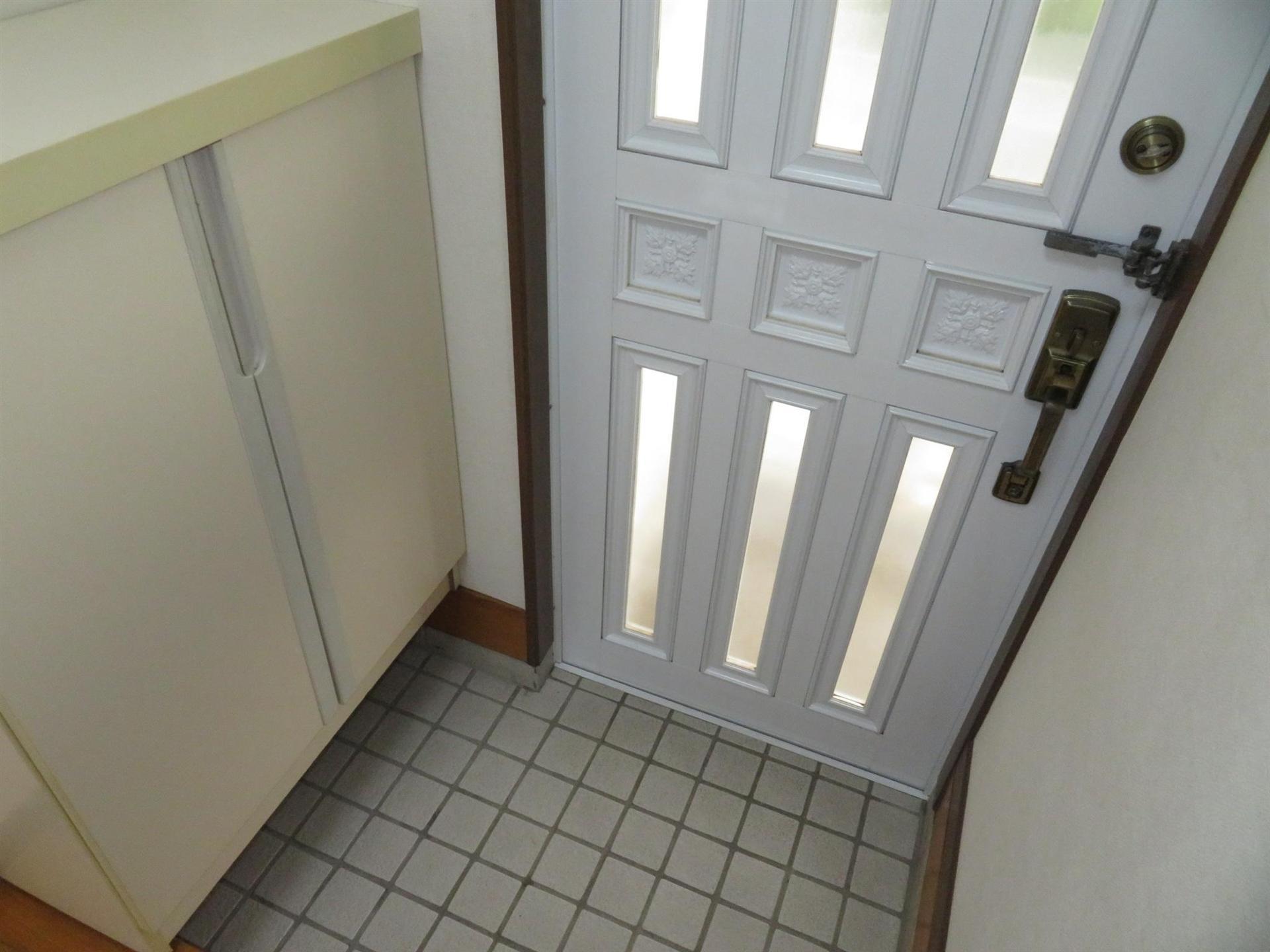 玄関　シューズボックス付きで綺麗な玄関が保てます。