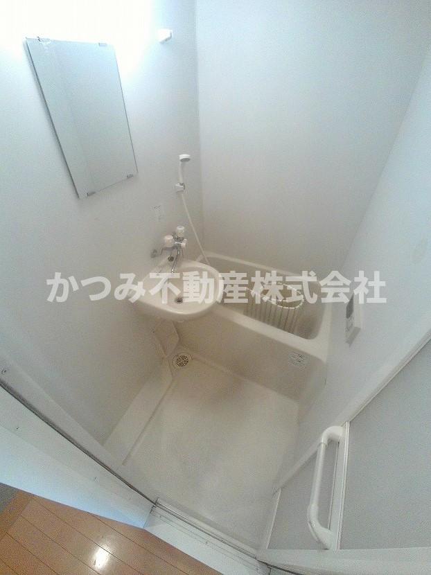 バス・シャワールーム　他号室参考写真