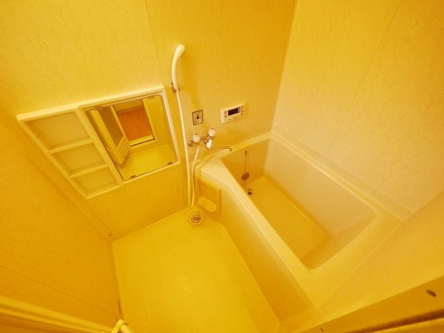 バス・シャワールーム　バスルーム