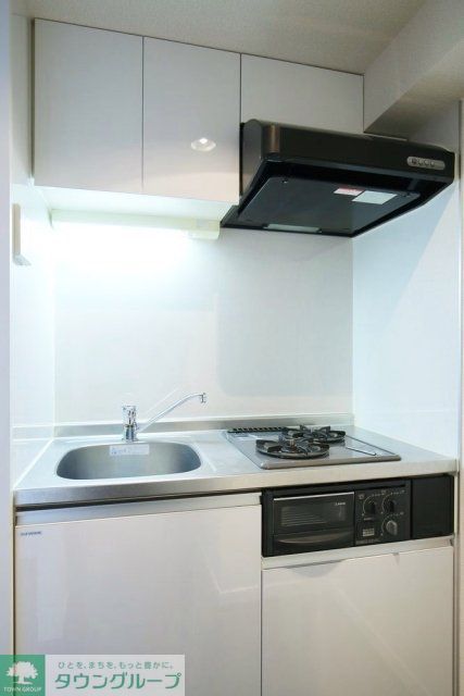 キッチン　システムキッチン（2口ガスコンロ・グリル付）