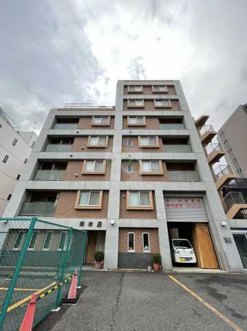 建物外観　フロレスタOKADAYAの外観