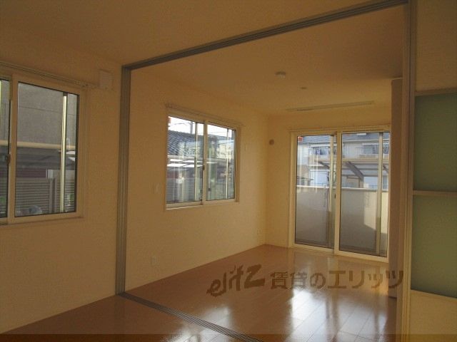 居室・リビング　リビング