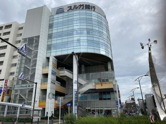 銀行　スルガ銀行湘南台支店（銀行）まで396m