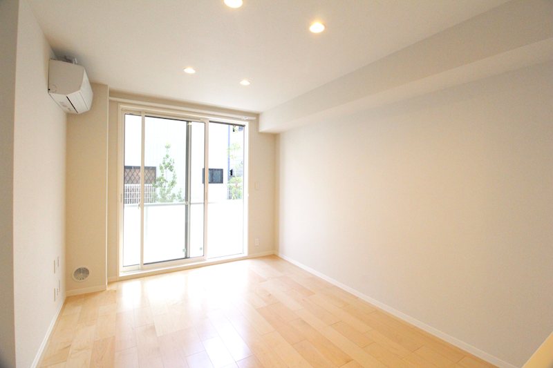 居室・リビング　高遮音床導入済です。