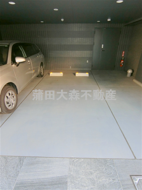 駐車場　敷地内平置き駐車場　空き状況等詳細はお問合せ下さい。