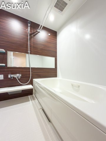 バス・シャワールーム　※別部屋の参考写真です