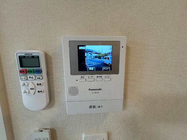 セキュリティ　カメラ付インターホン（イメージ）