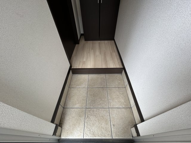 玄関　※同物件別号室の写真になります