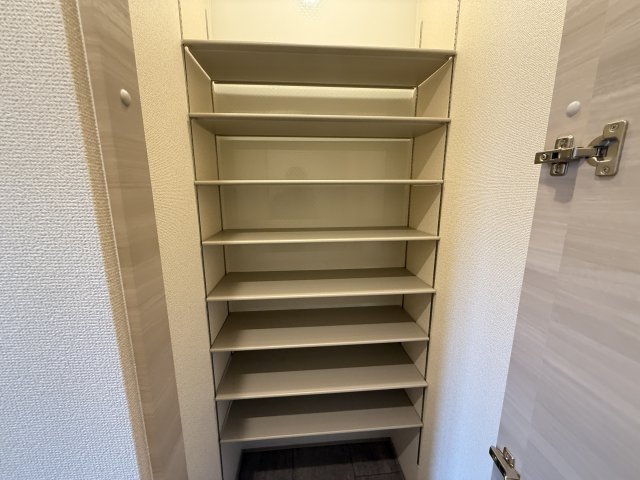 収納