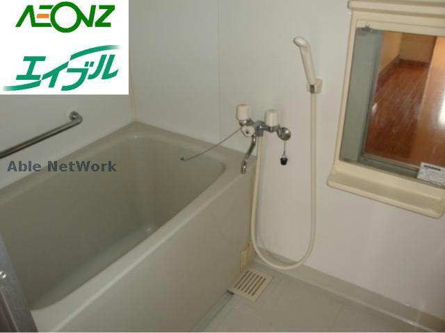 バス・シャワールーム　※同物件、別部屋の写真です