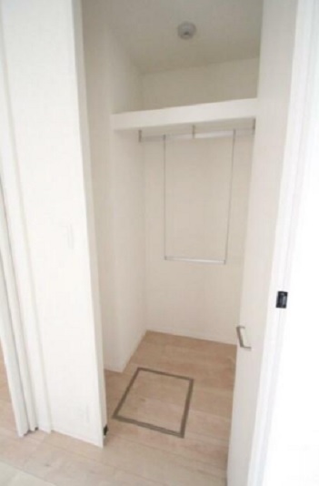 収納　収納　クローゼット