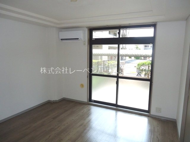 居室・リビング　お部屋探しはレーベンハウス北上尾店へ！