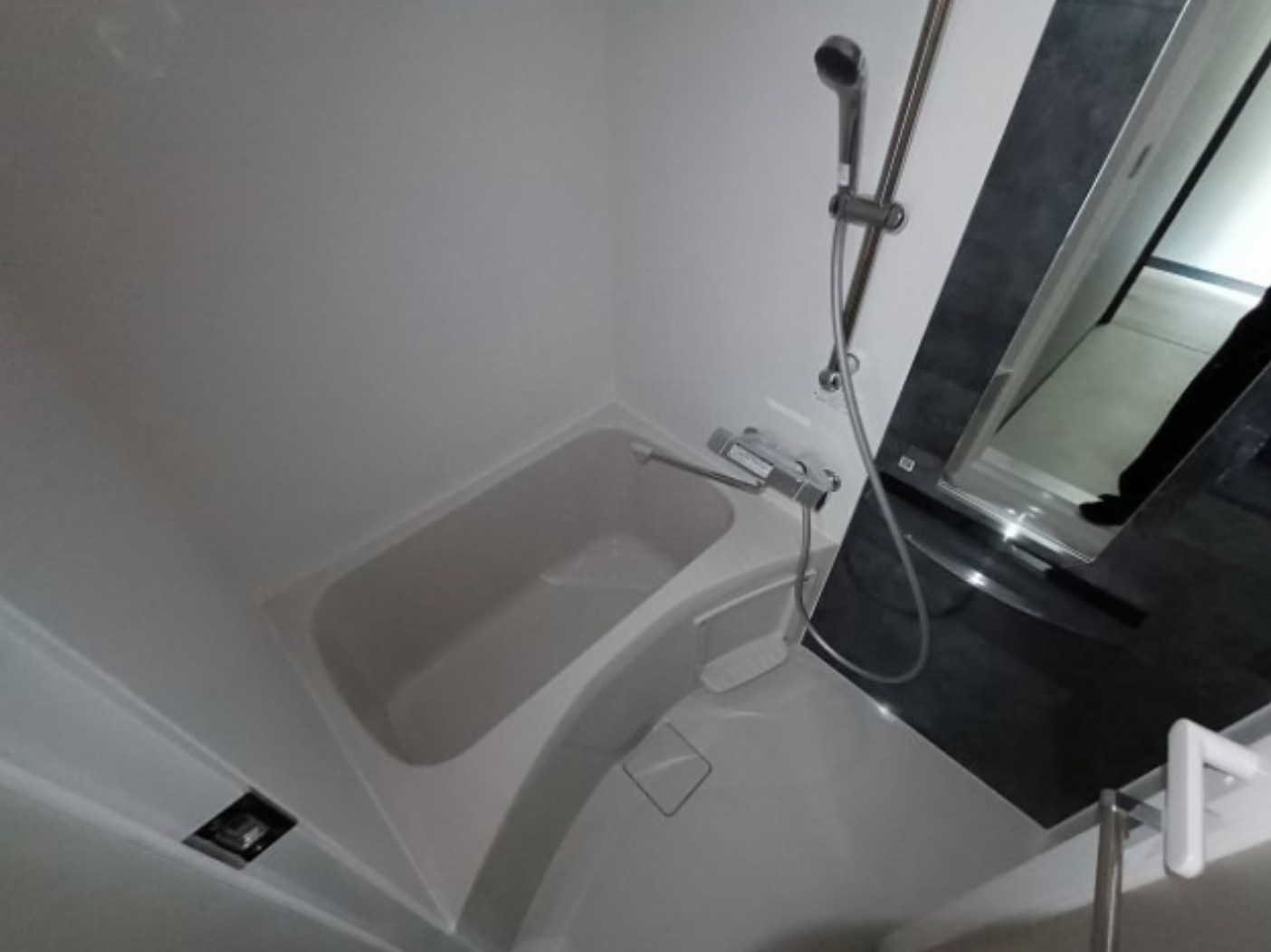 バス・シャワールーム　風呂