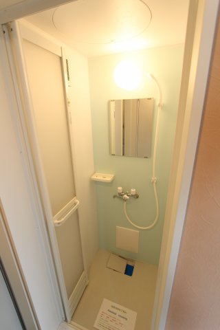 バス・シャワールーム　同タイプ参考写真です。