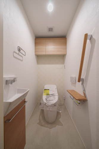 トイレ　トイレ