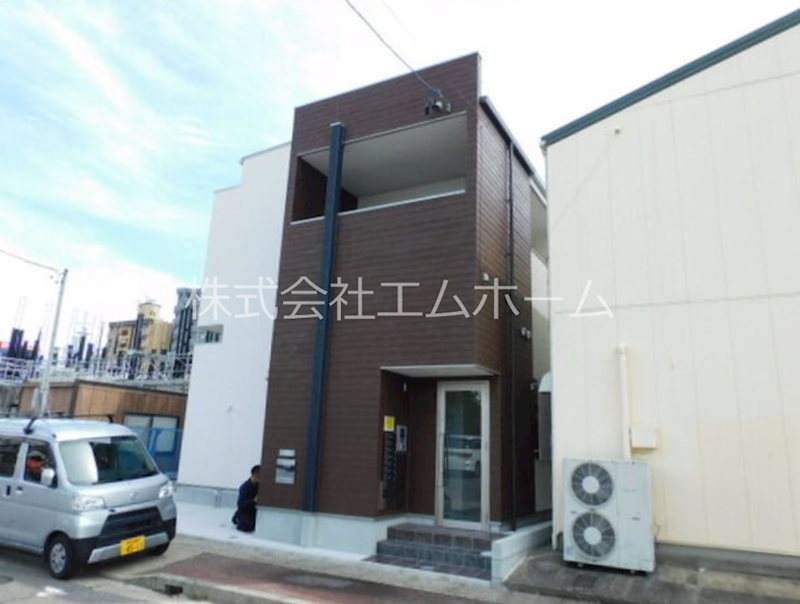 建物外観　外観　デザイナーズ　光インターネット無料