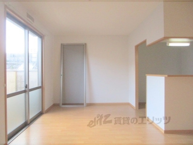 居室・リビング　リビング