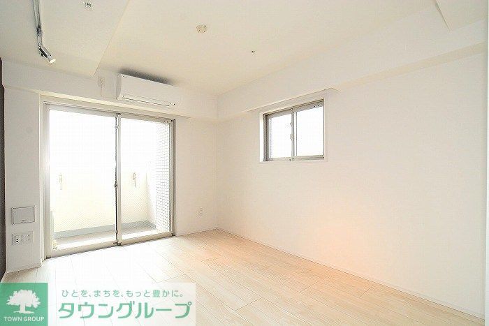 居室・リビング　カラータイプ異なります