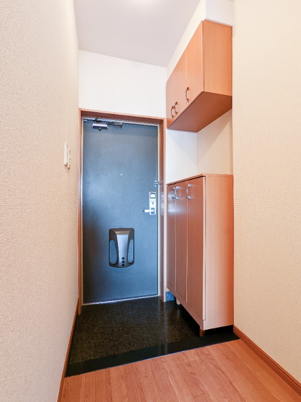 玄関　図面と現状に相違がある場合には現状を優先