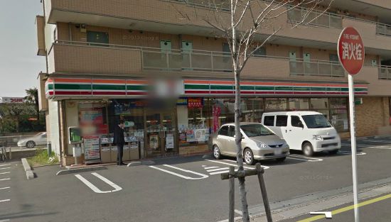 コンビニ　セブンイレブン戸田新曽新田店（コンビニ）まで412m