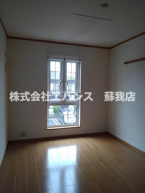 その他部屋・スペース　使い勝手のいい寝室です