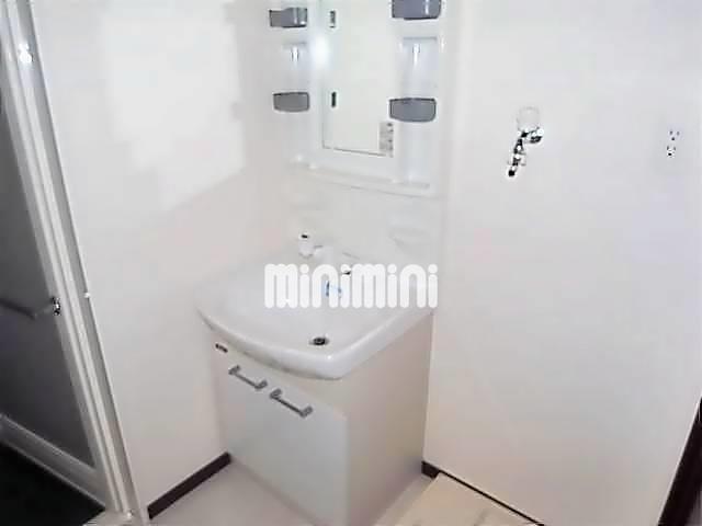 洗面設備　※写真は別のお部屋のものです