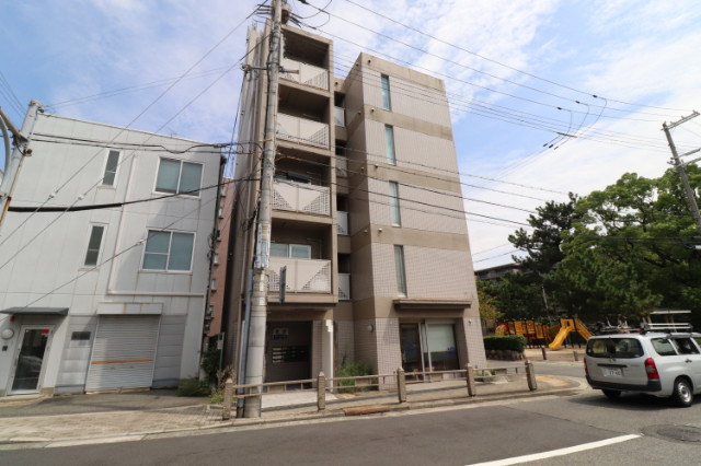 建物外観　東灘区魚崎南町「ドムールコスモス魚崎南」