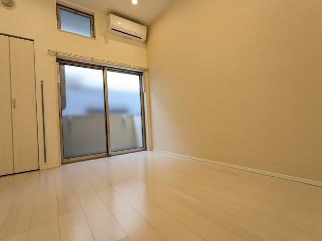 居室・リビング　102号室